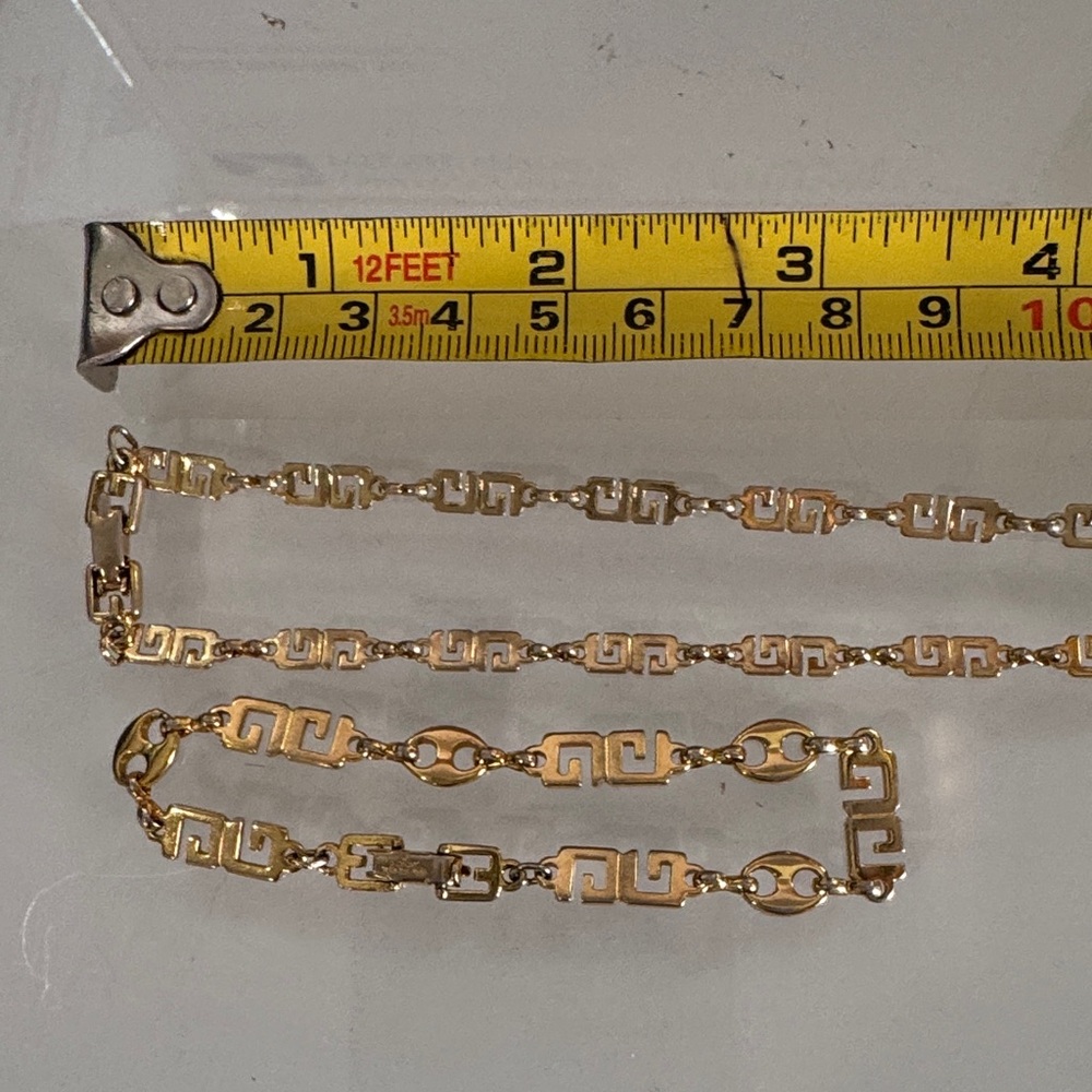 Givenchy VintageGold Necklace and Bracelet Set - Picture 10 of 13